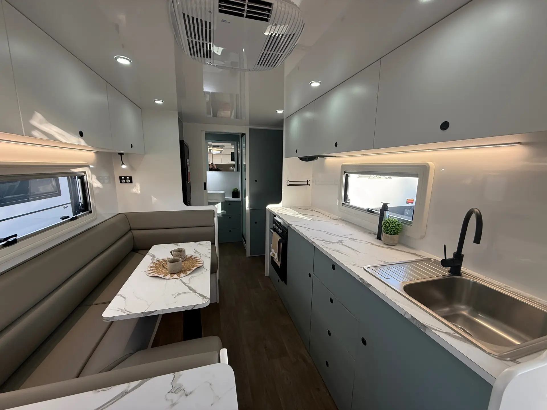 20 Series Tourline Caravan