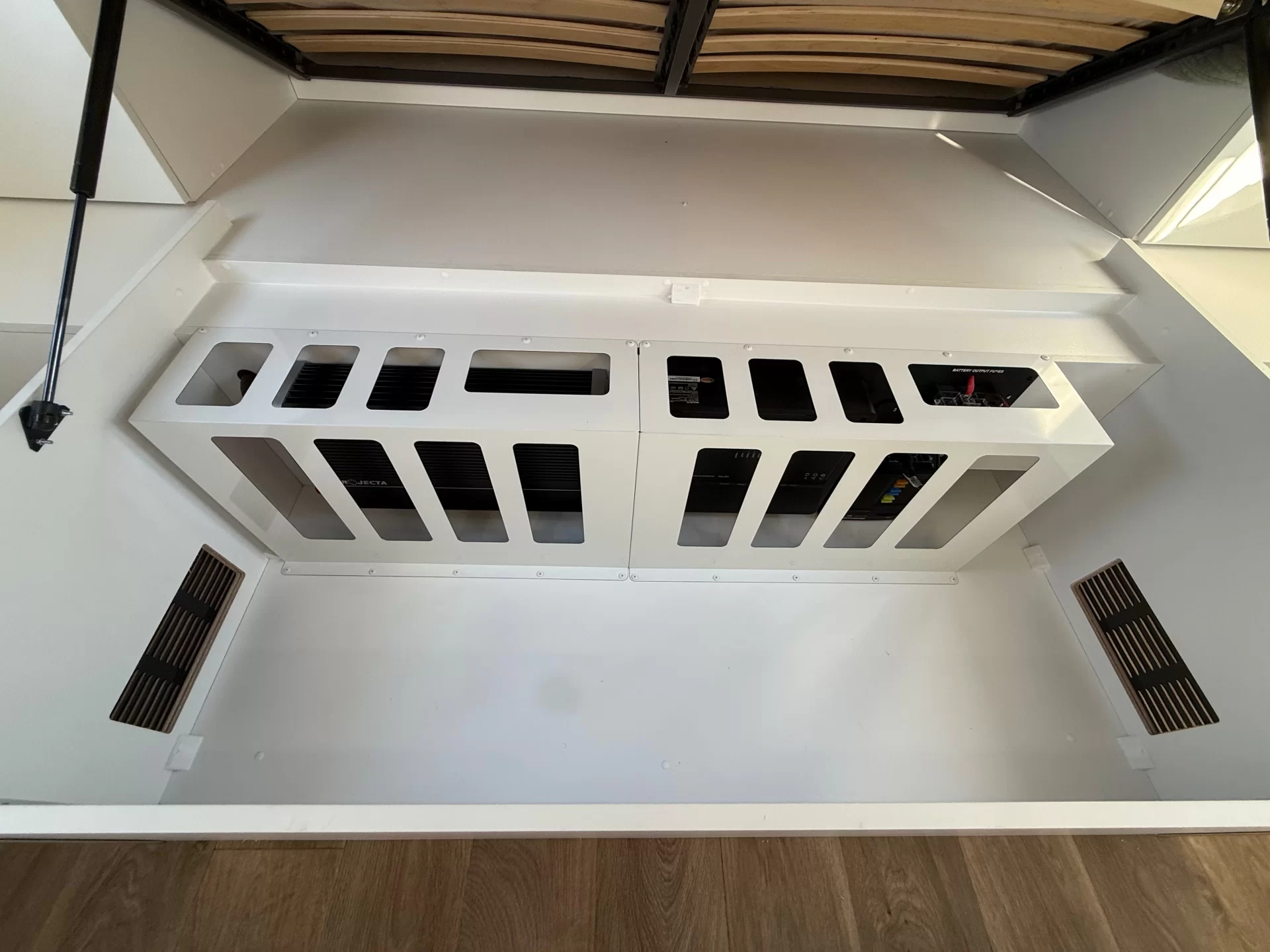 19 Series SuperX Caravan