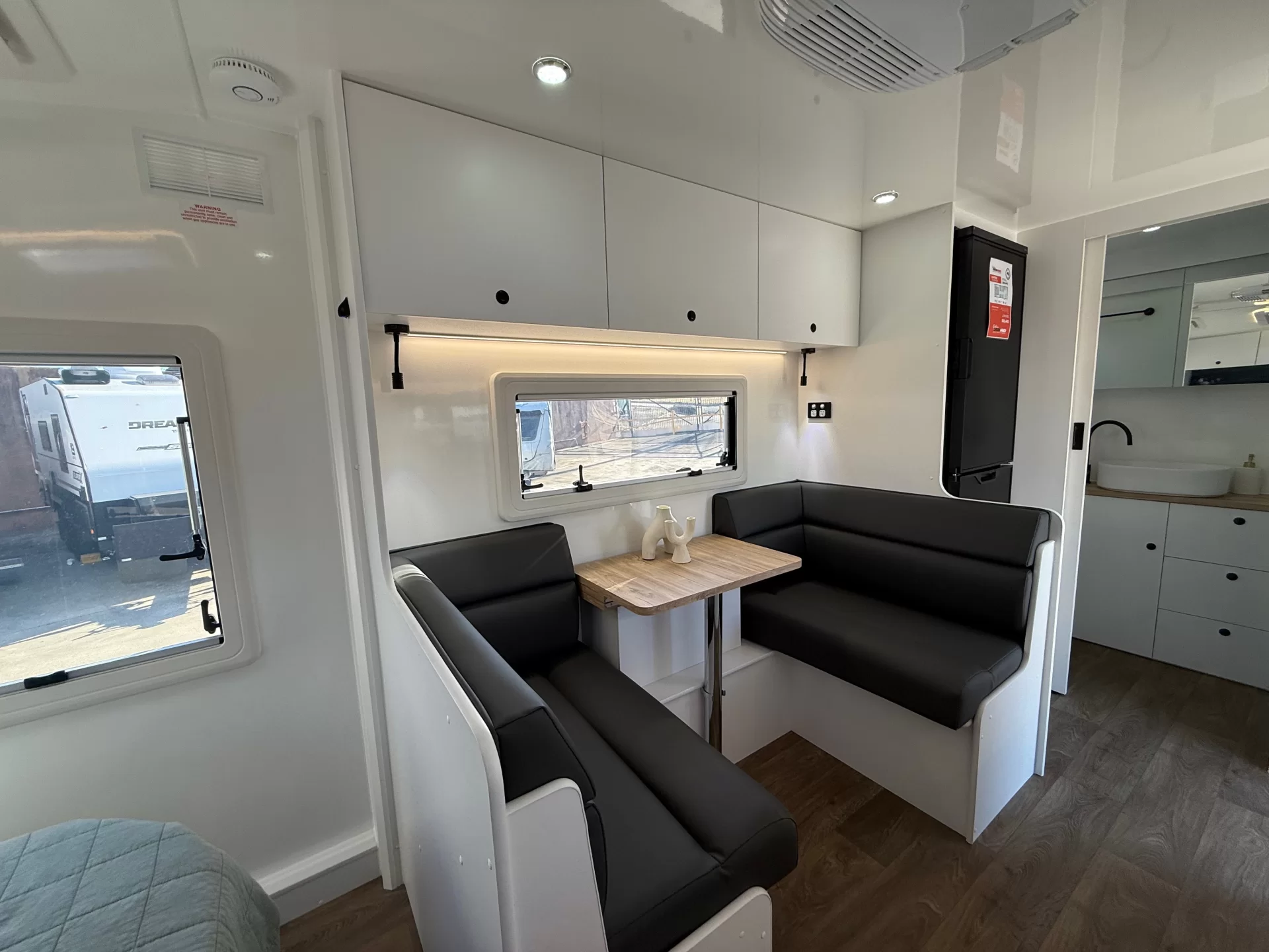 19 Series SuperX Caravan