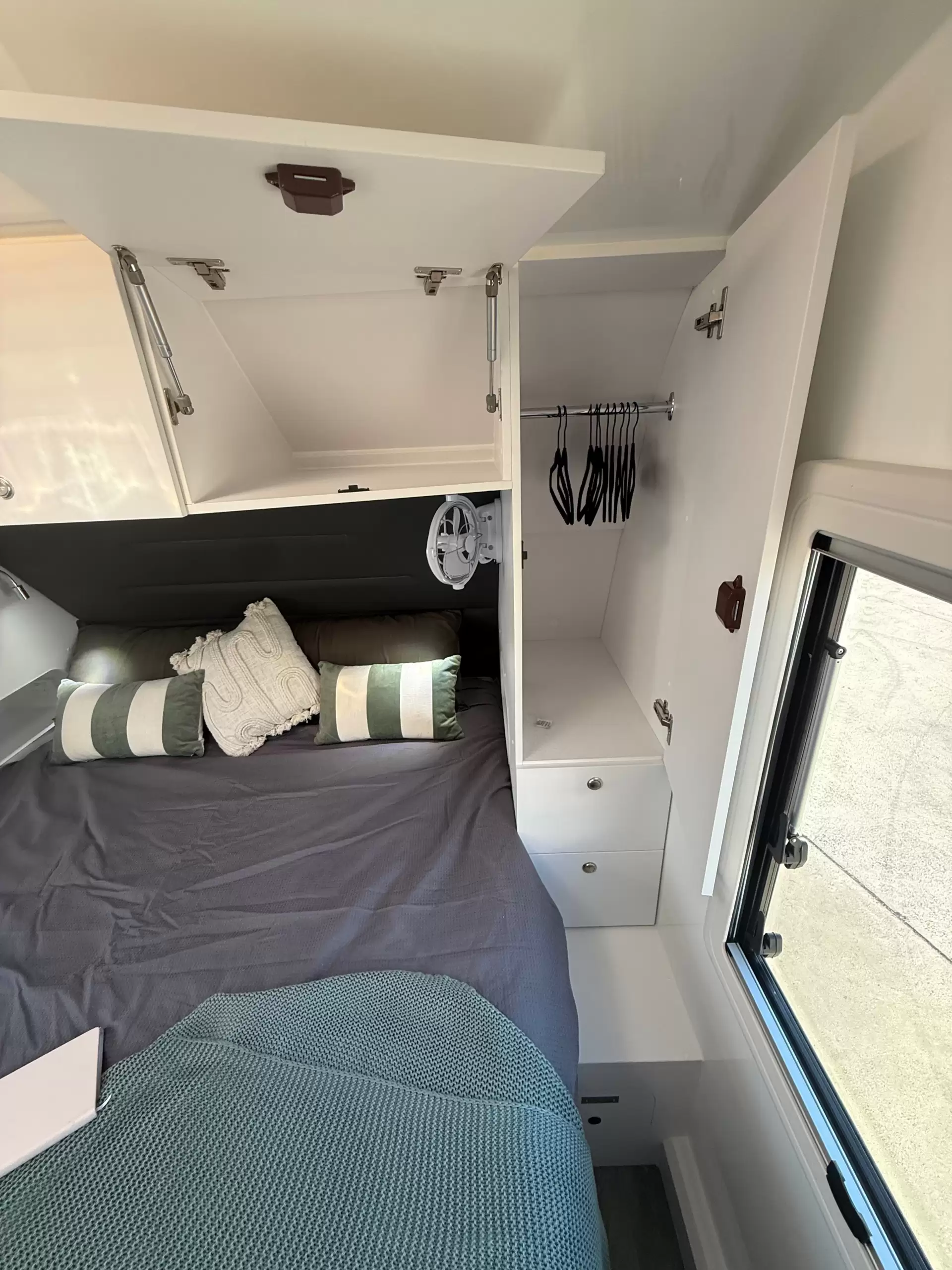 18 Series SuperX Caravan