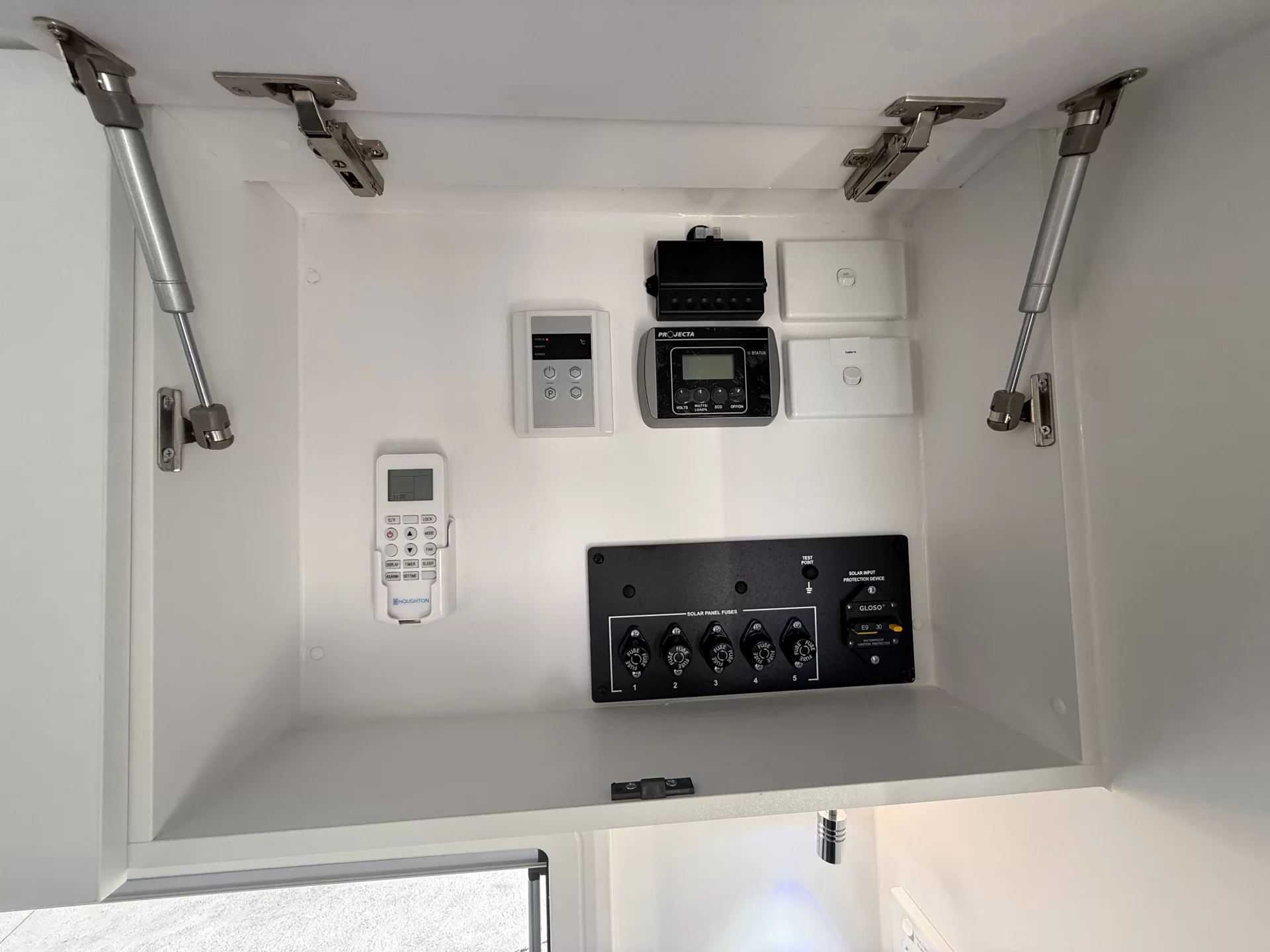 18 Series SuperX Caravan