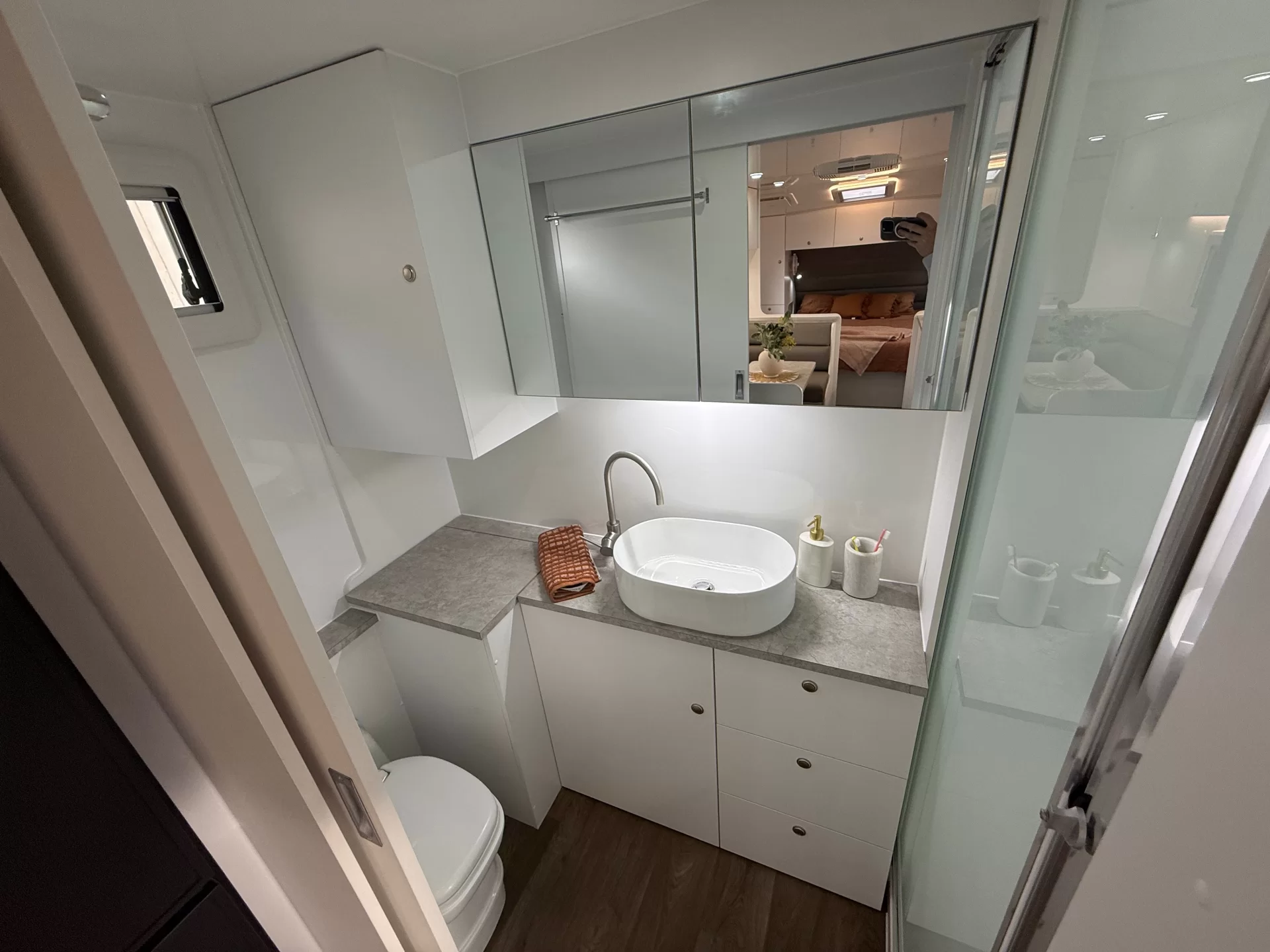 20 Series SuperX Caravan