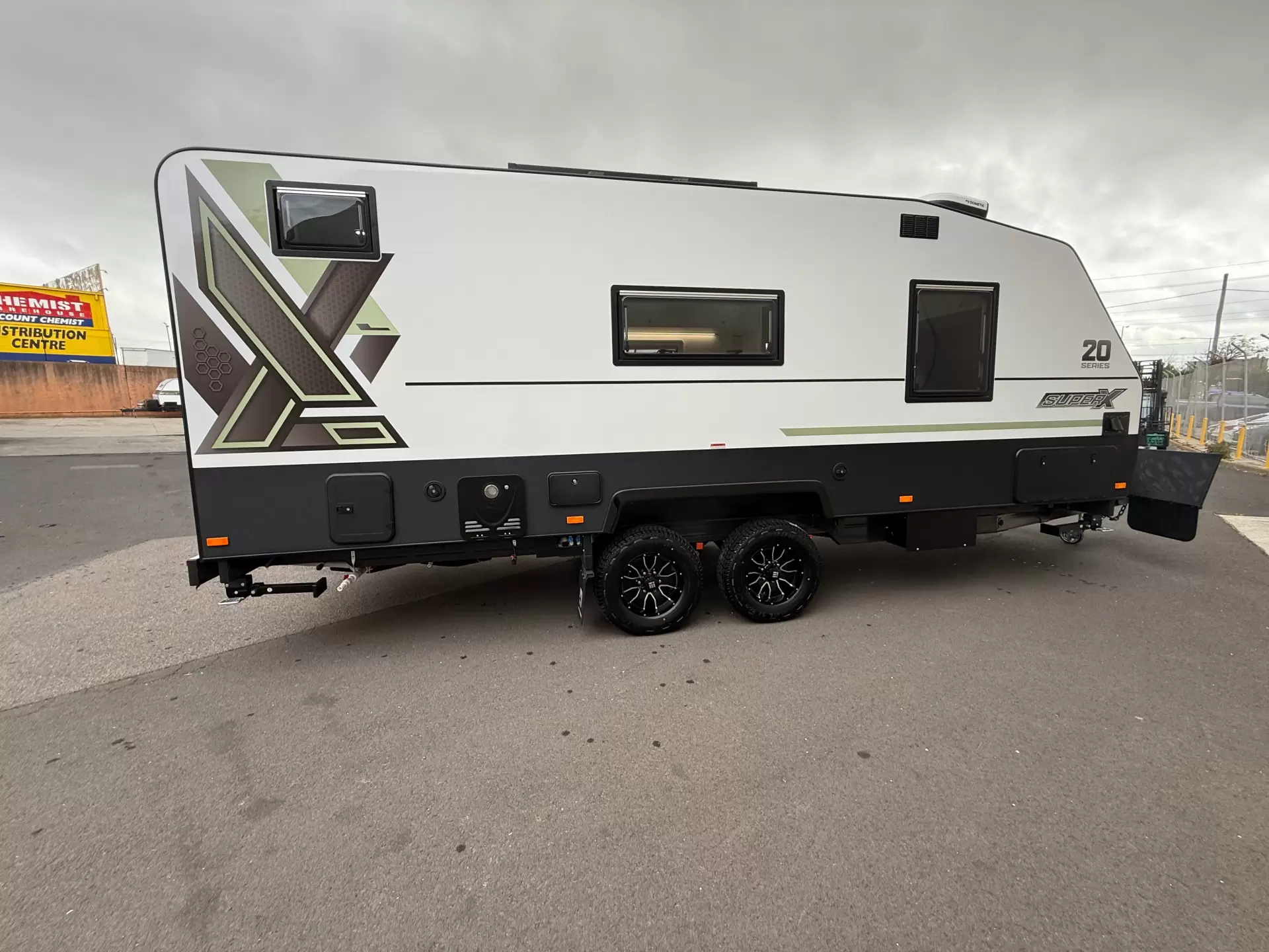 20 Series SuperX Caravan