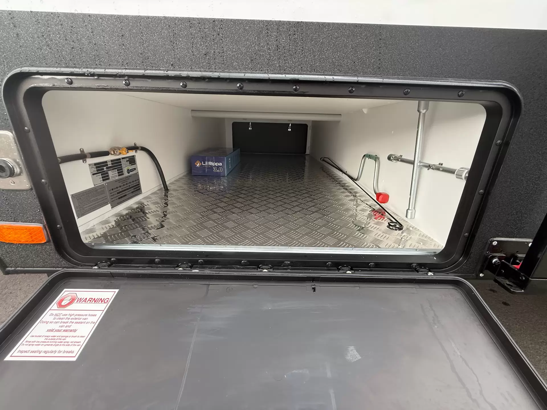 20 Series SuperX Caravan