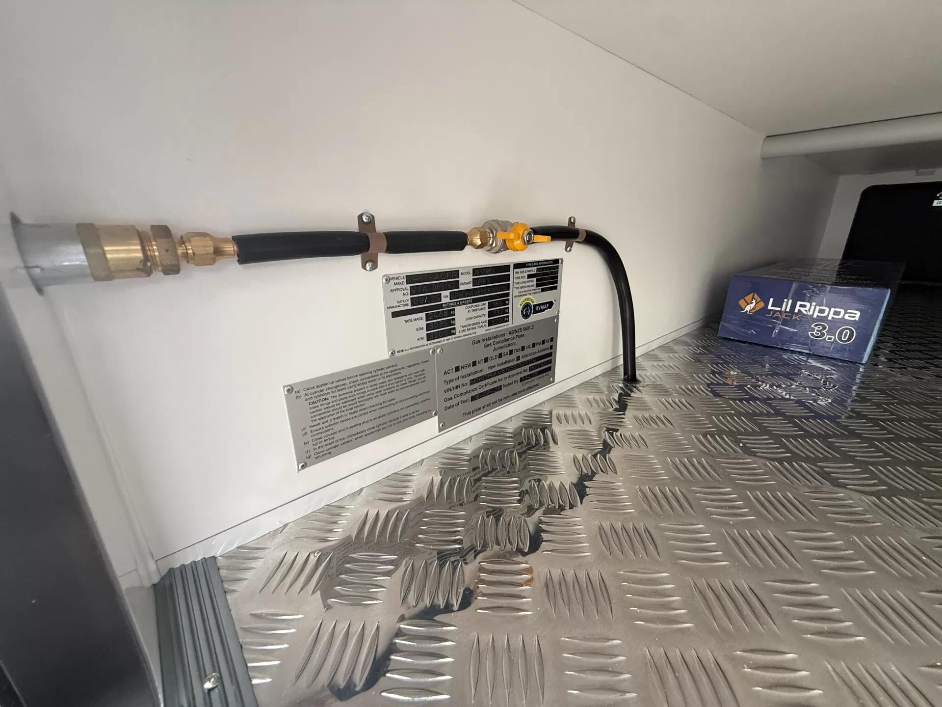 20 Series SuperX Caravan