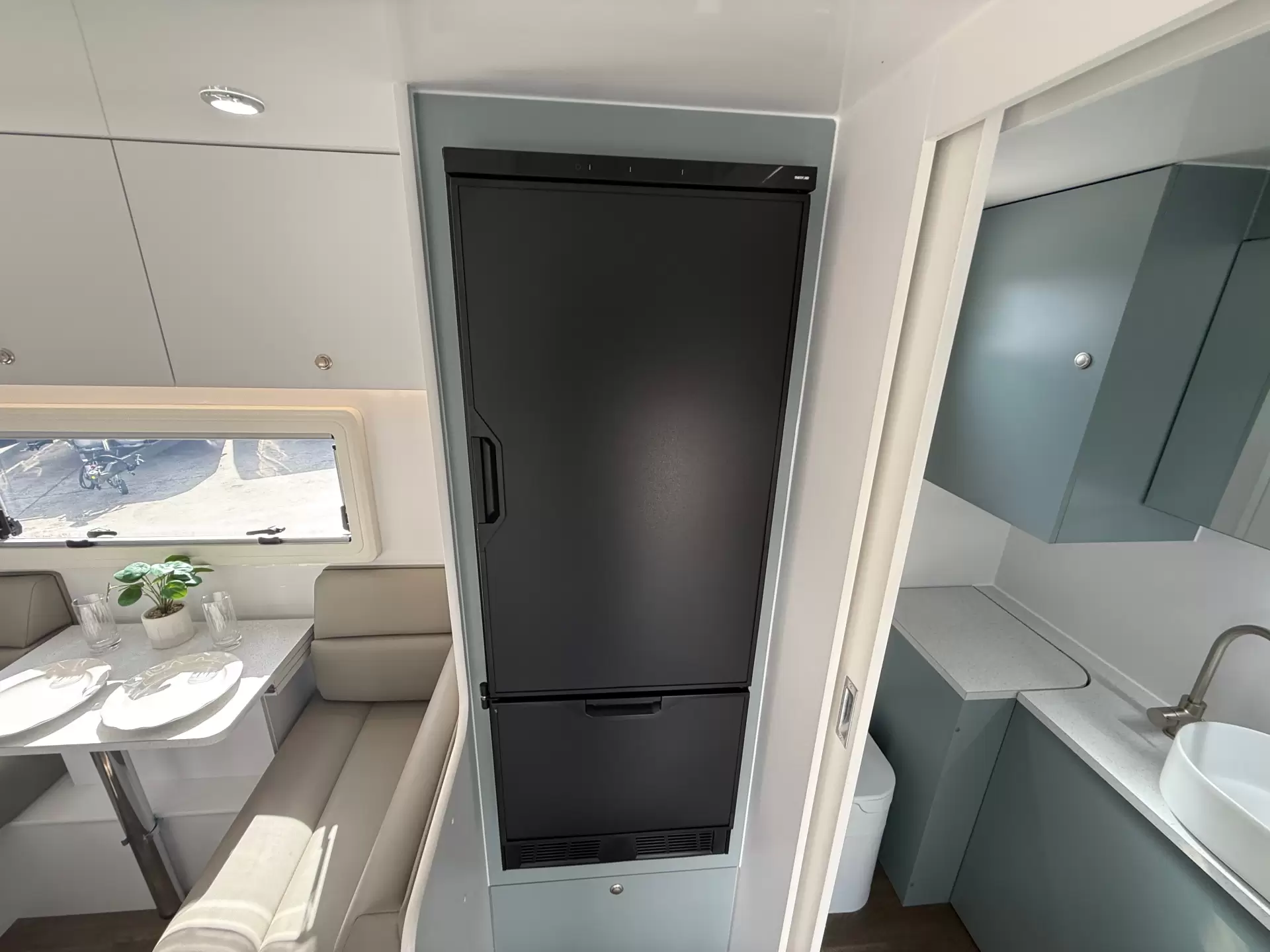 19 Series Super X Caravan