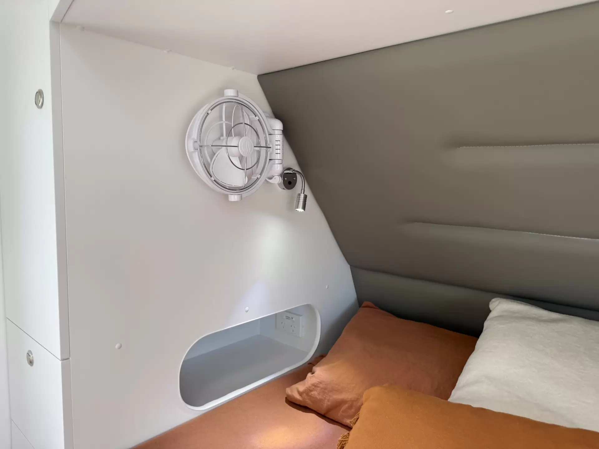 19 Series Super X Caravan