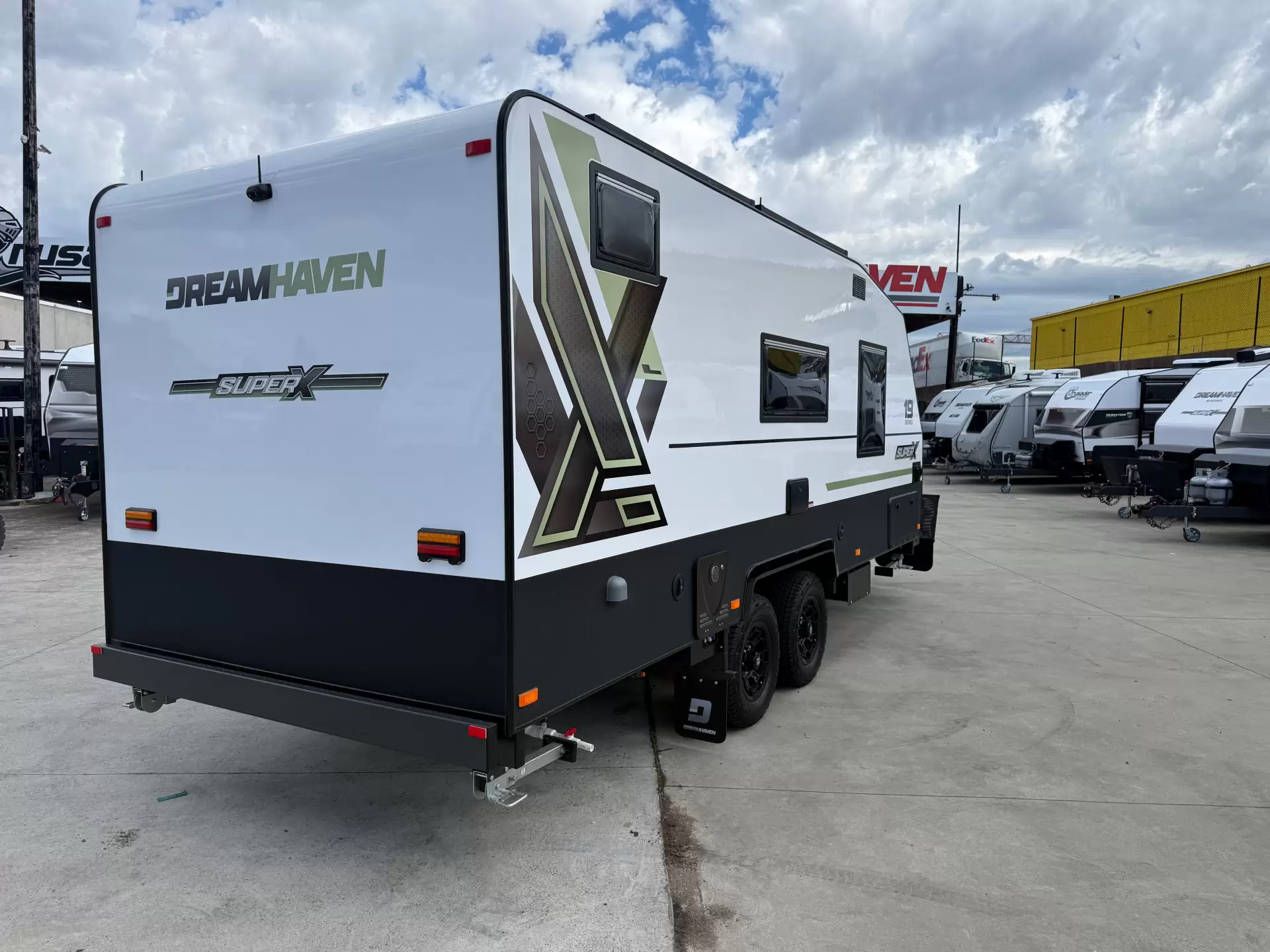 19 Series Super X Caravan