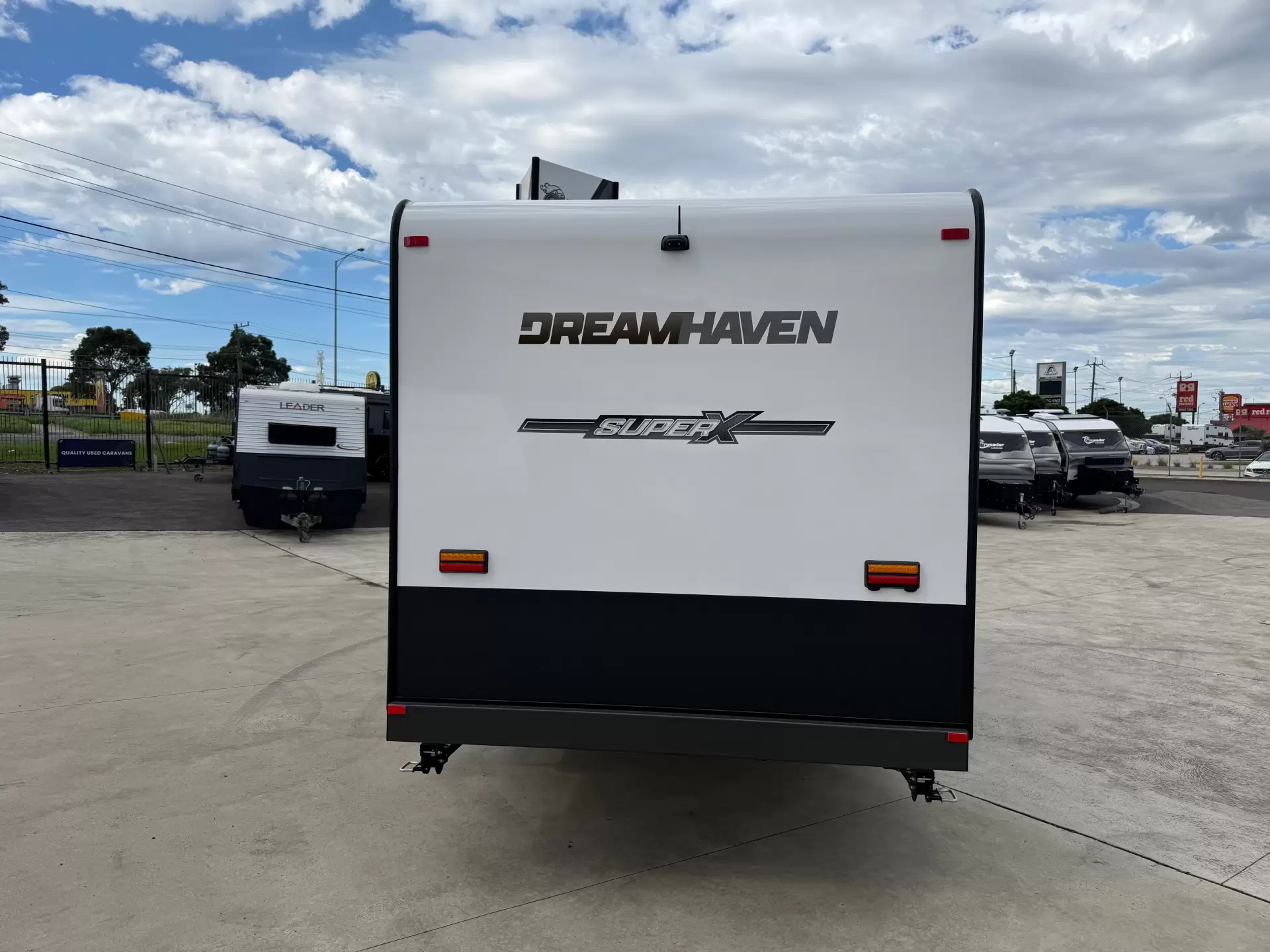 18 Series SuperX Caravan