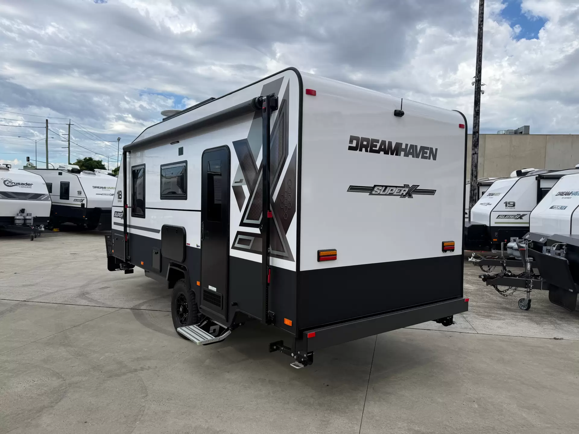 18 Series SuperX Caravan