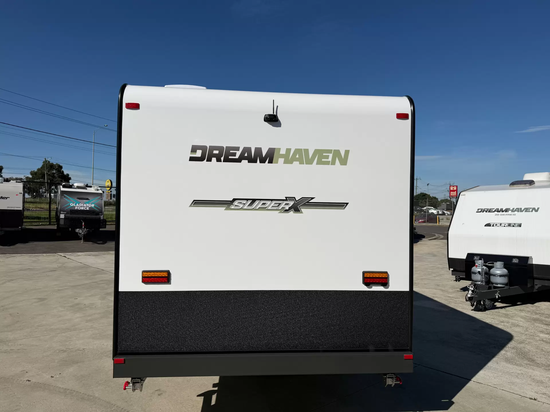 21 Series Family SuperX Caravan
