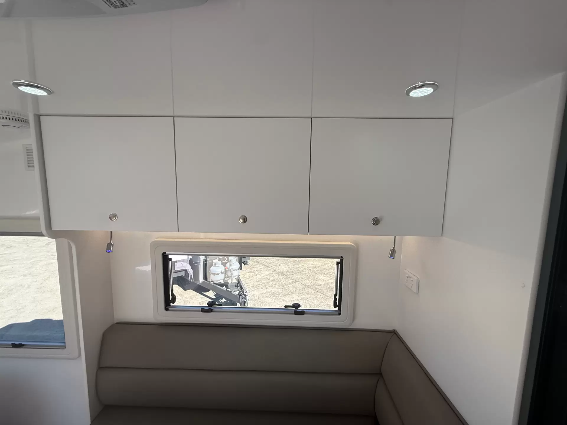 21 Series Family SuperX Caravan