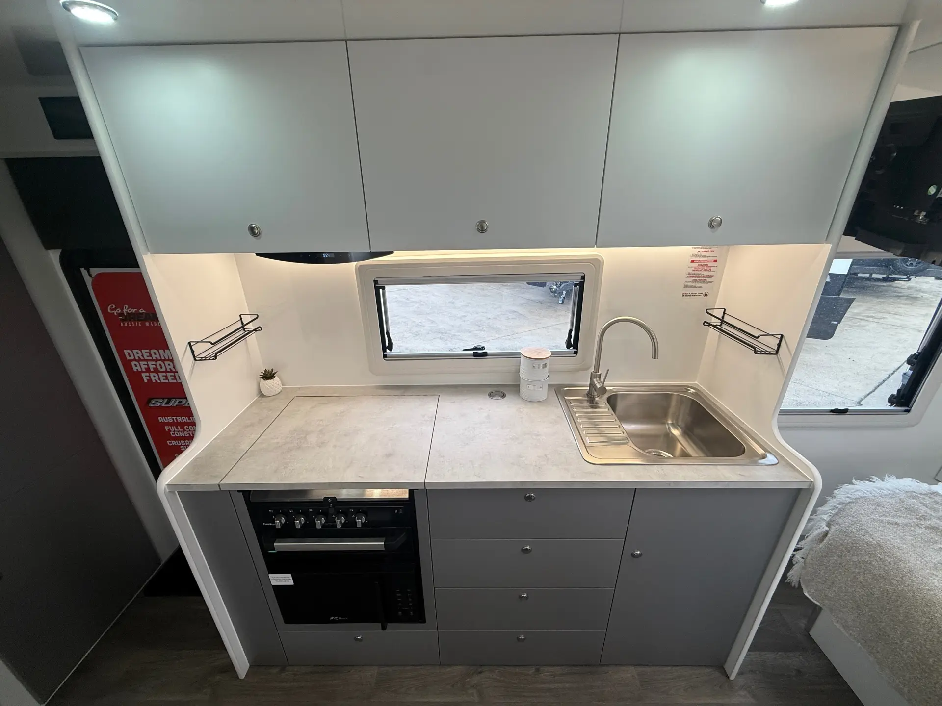 19 Series SuperX Caravan