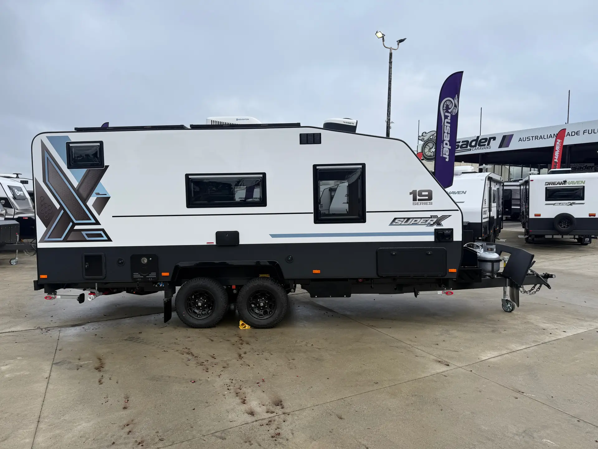 19 Series SuperX Caravan