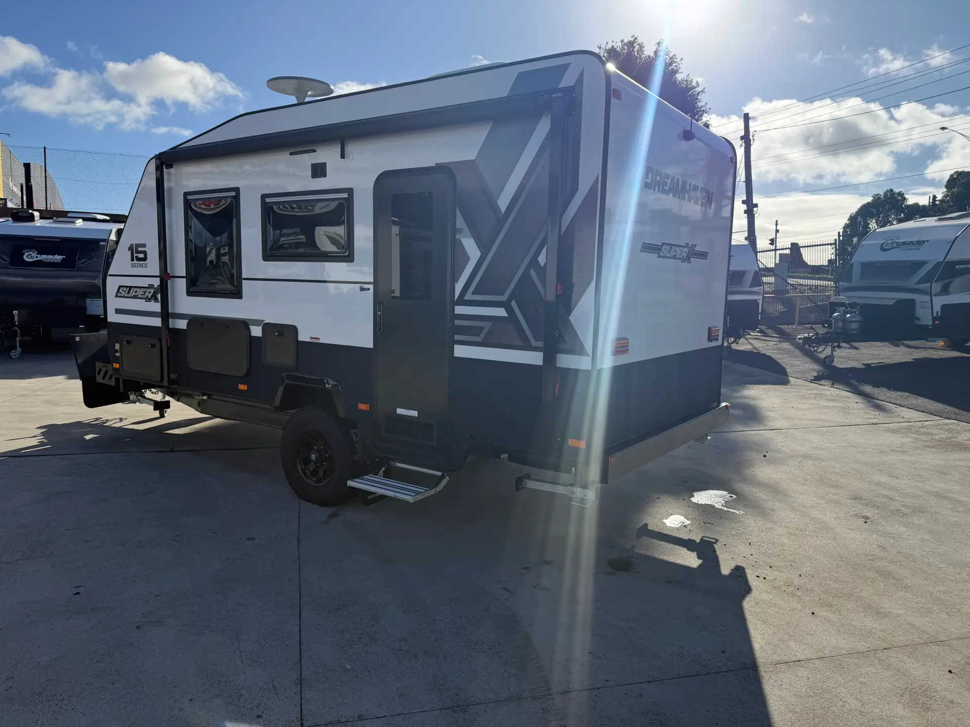15 Series SuperX Caravan
