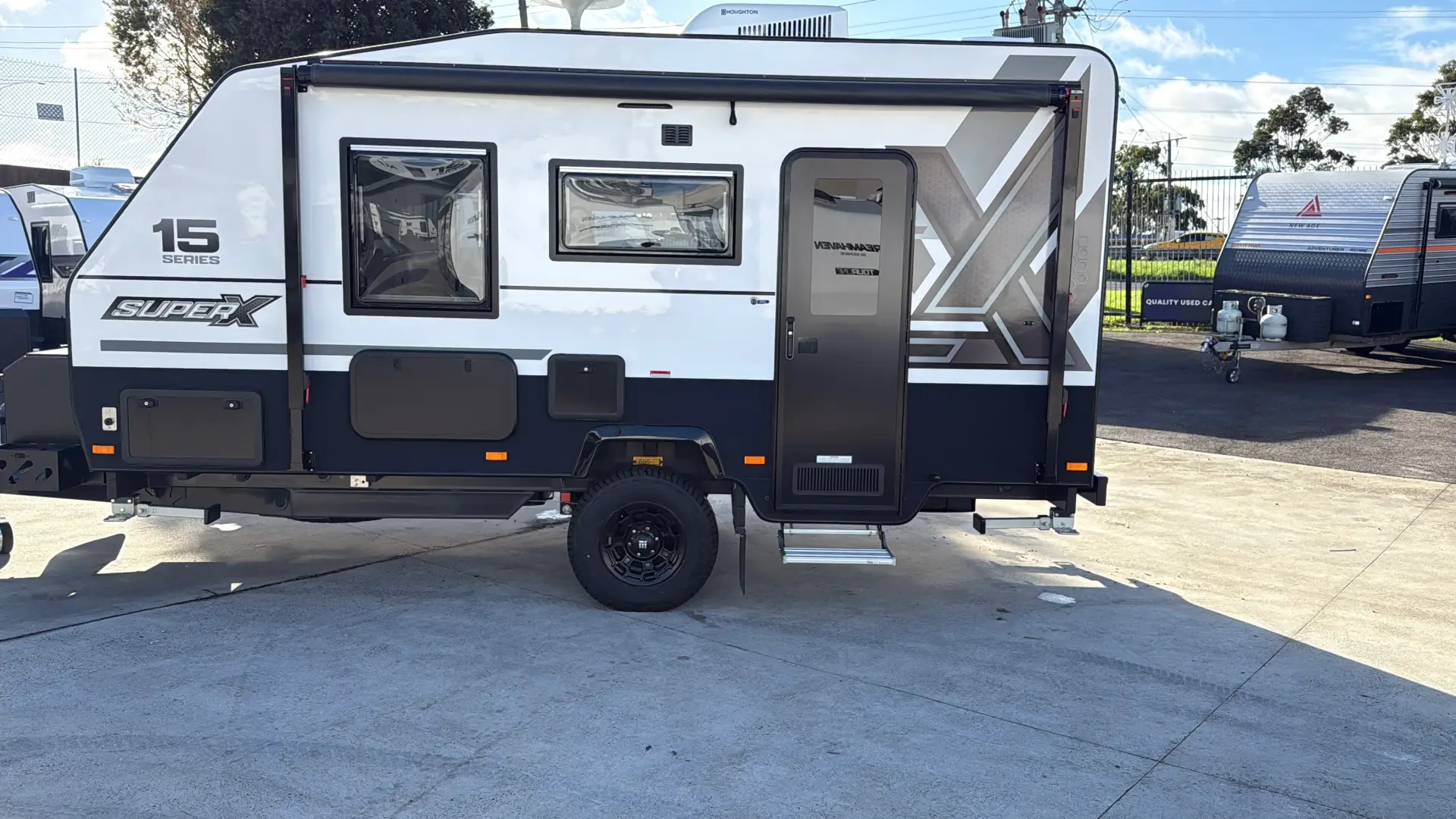15 Series SuperX Caravan