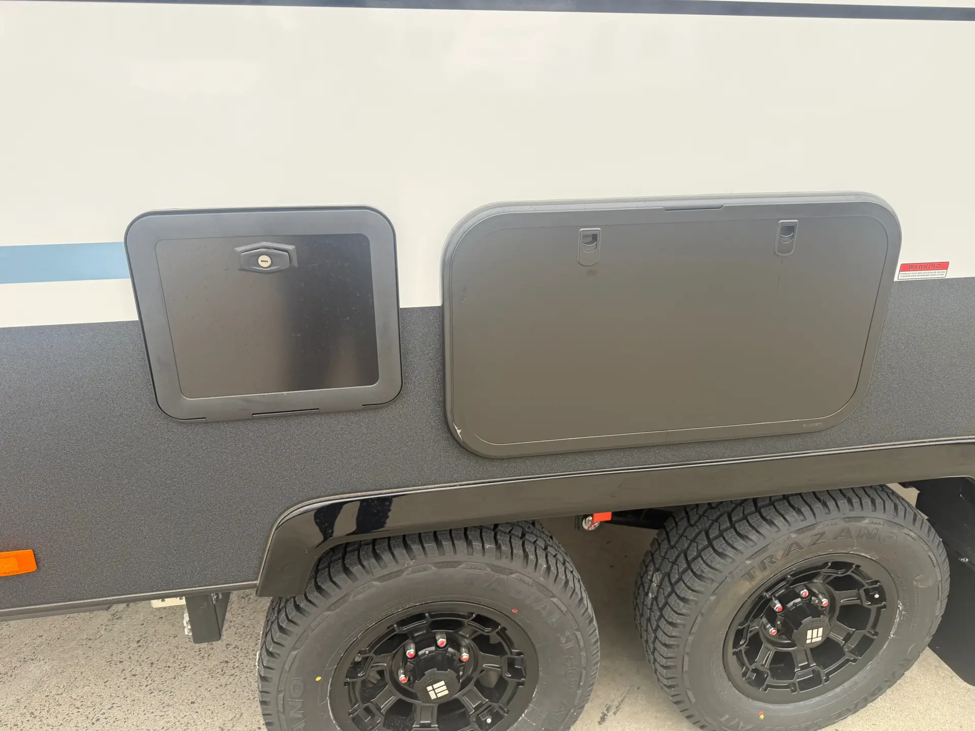 19 Series SuperX Caravan Image