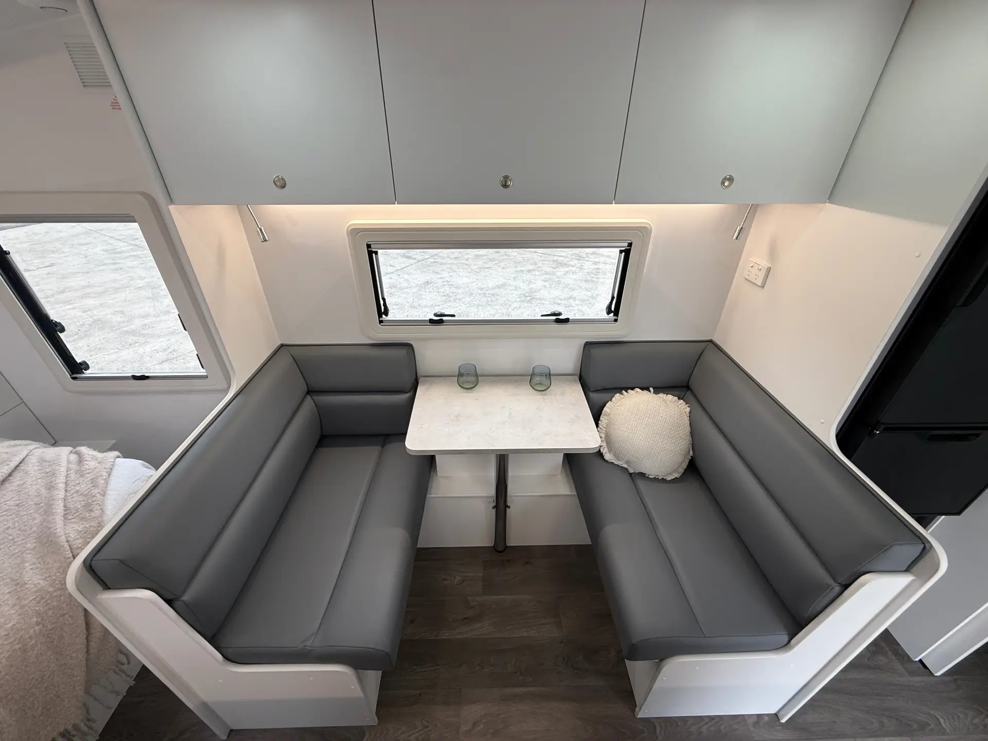 19 Series SuperX Caravan Image