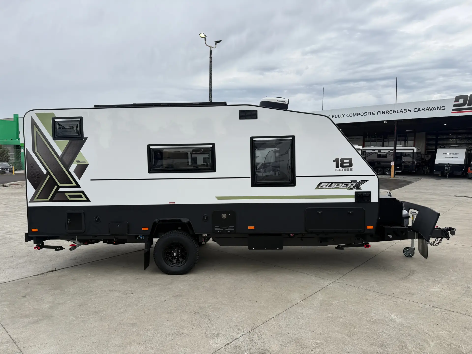 18 Series SuperX Caravan Image
