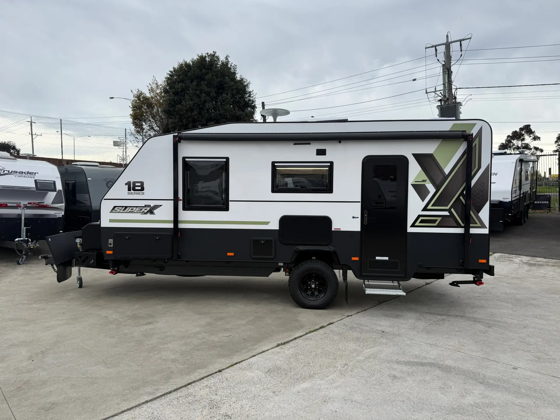 18 Series SuperX Caravan Image