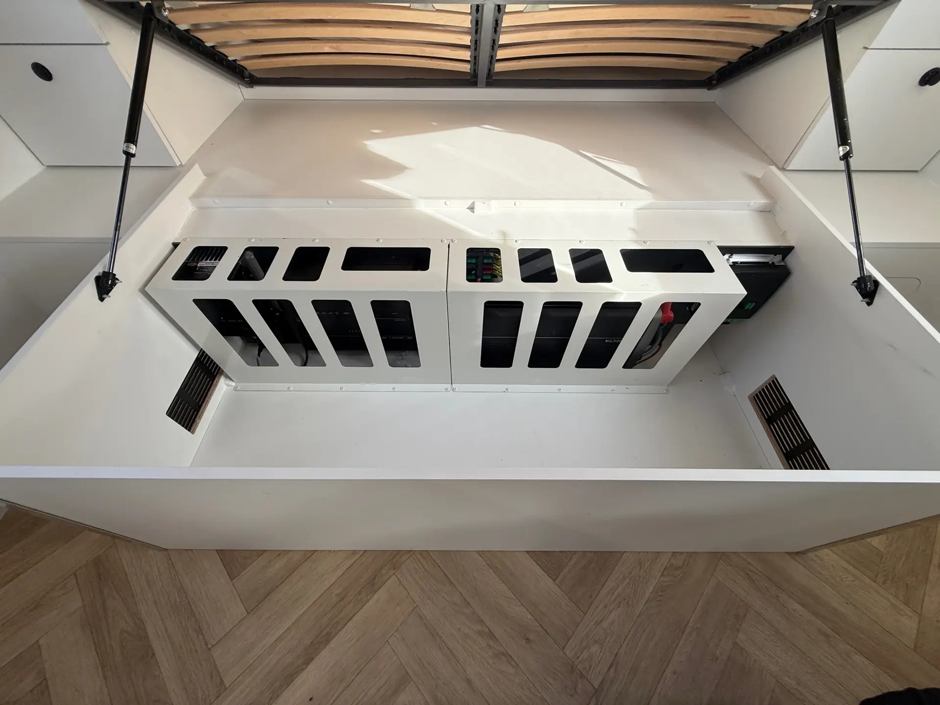 20 Series SuperX Caravan Image