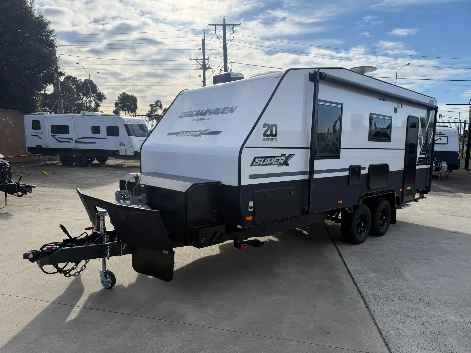 20 Series SuperX Caravan Image