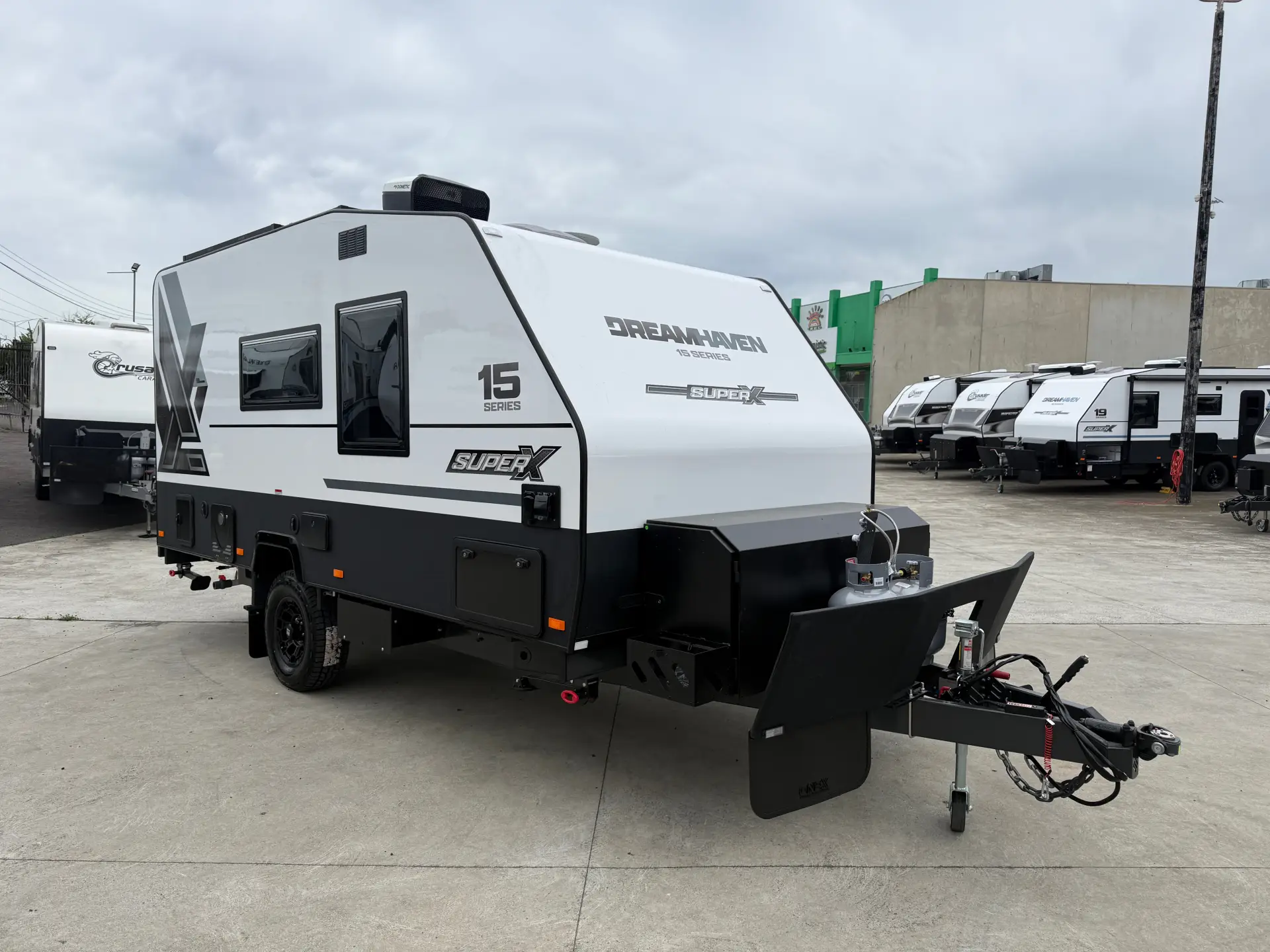 15 Series SuperX Caravan Image