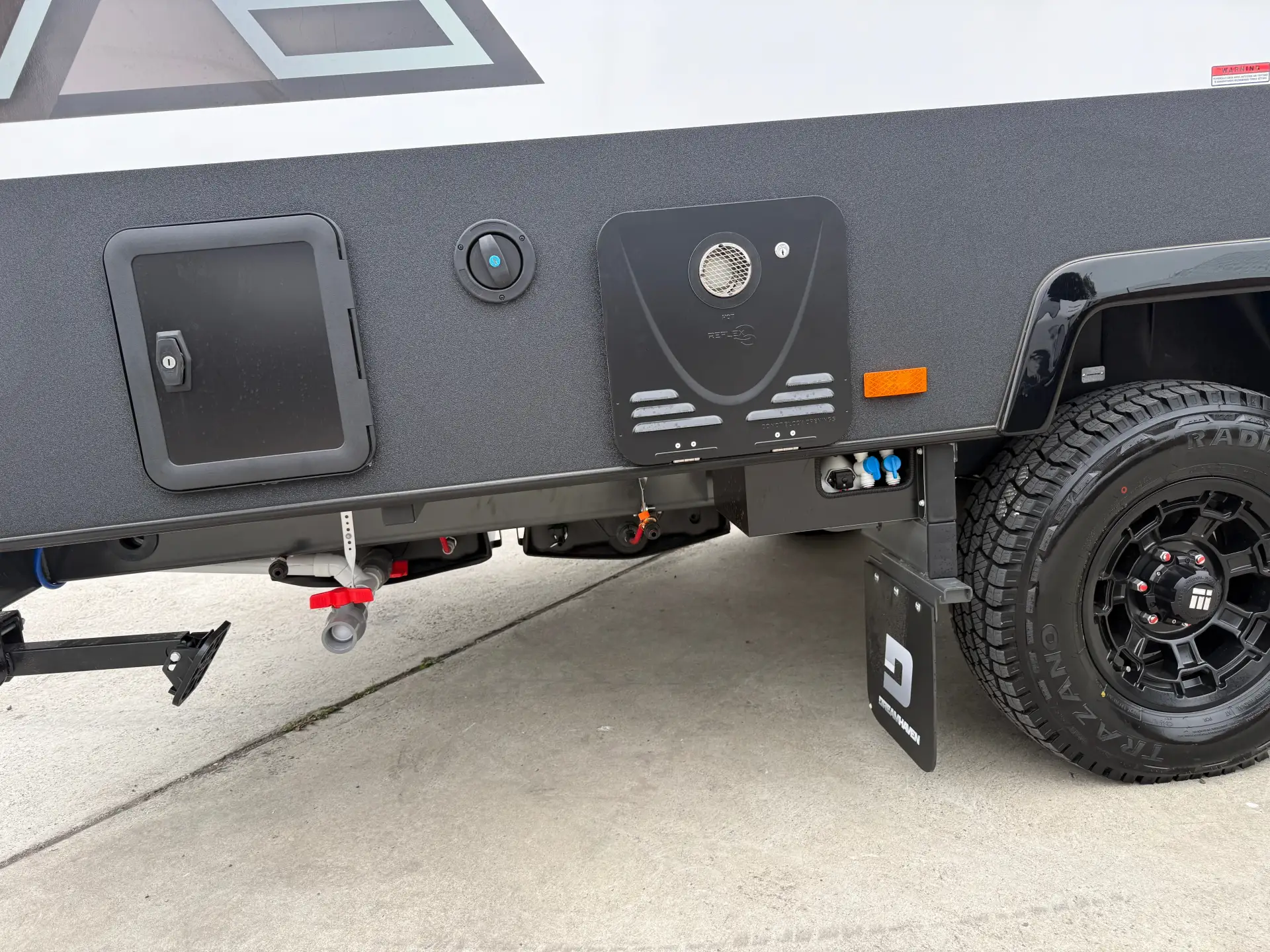 15 Series SuperX Caravan Image