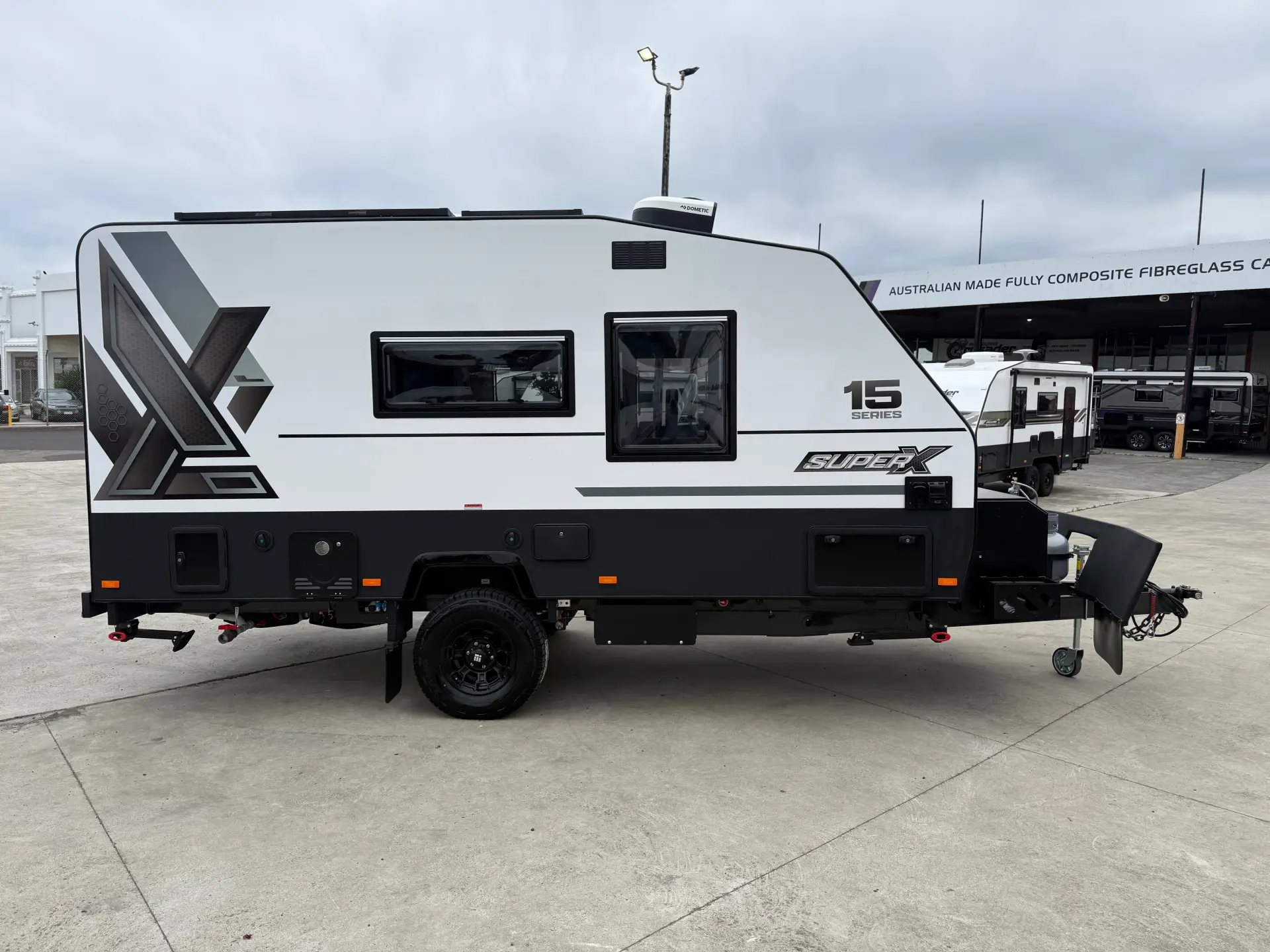 15 Series SuperX Caravan Image