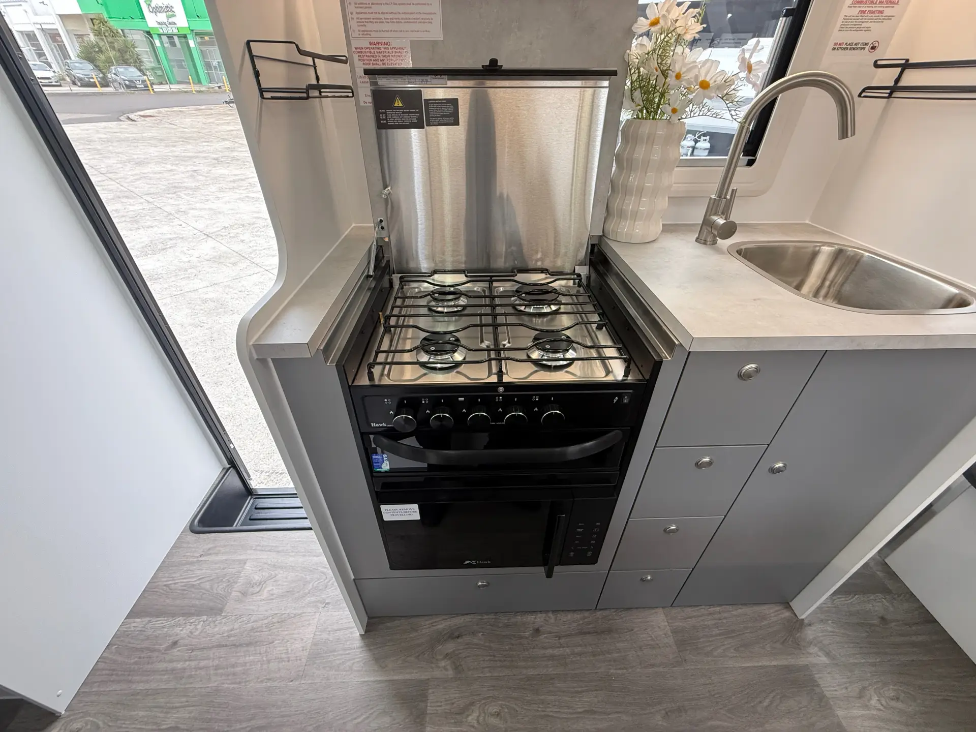 15 Series SuperX Caravan Image