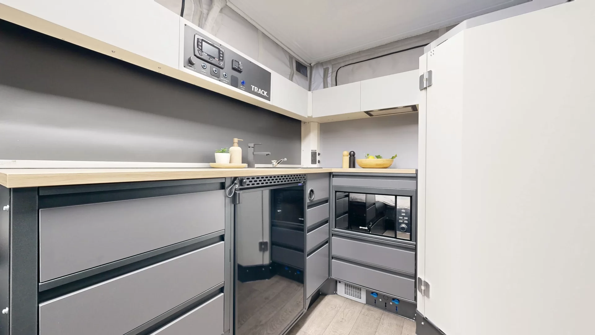 Caravan Exterior