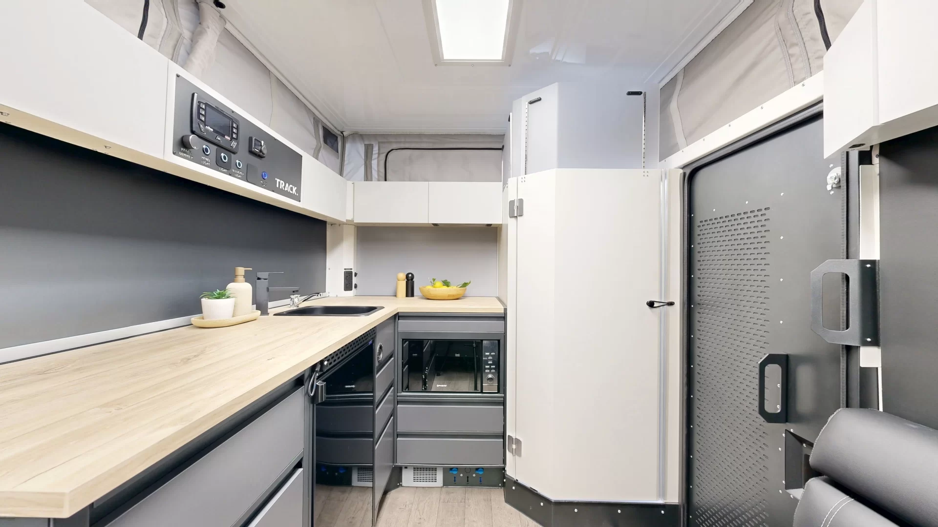 Caravan Exterior