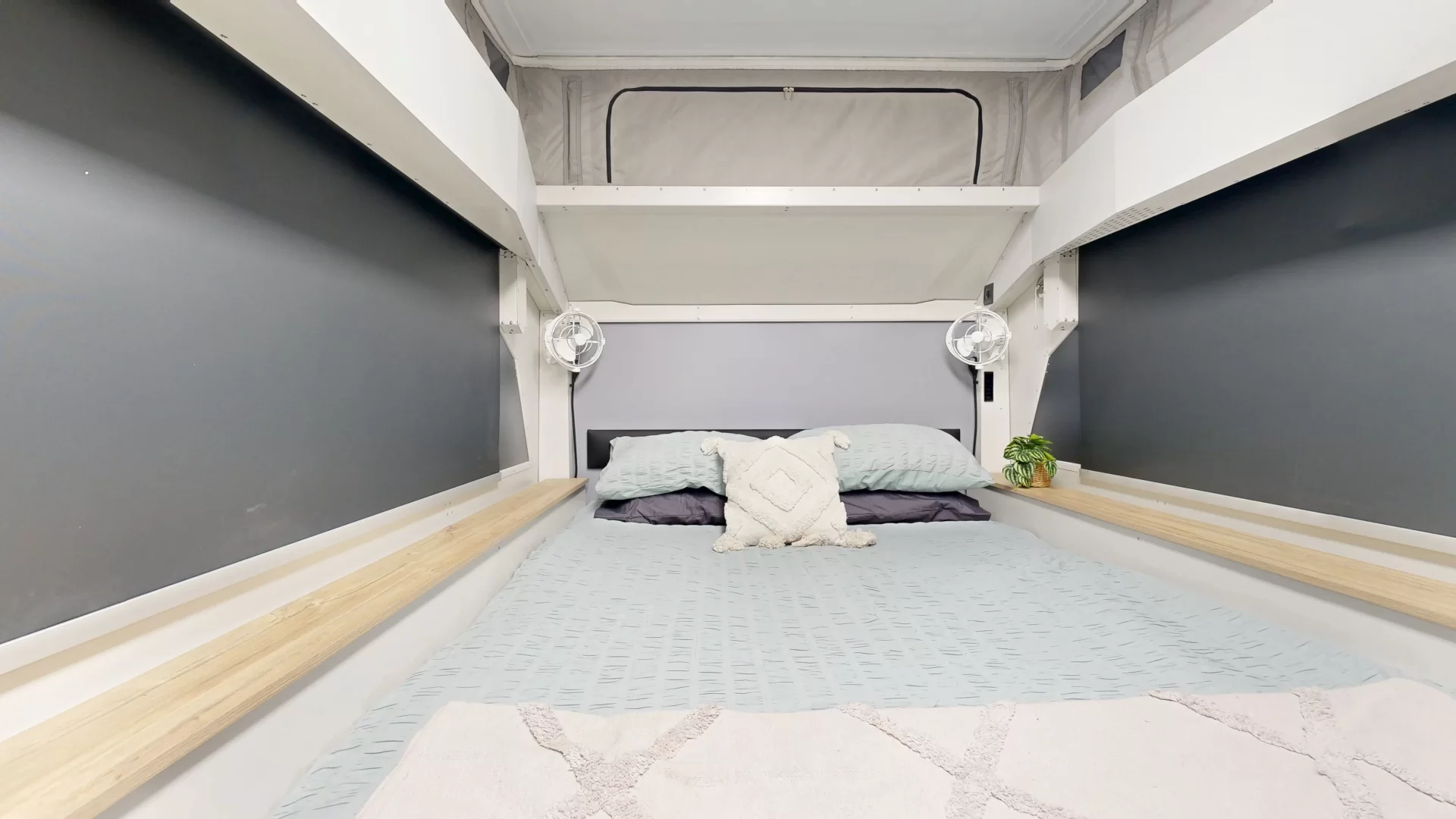 Caravan Exterior