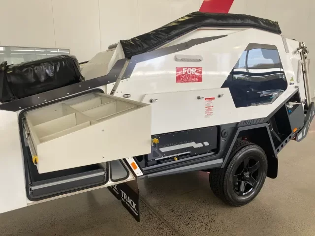 2022 MK5 Zenith - Track Trailer