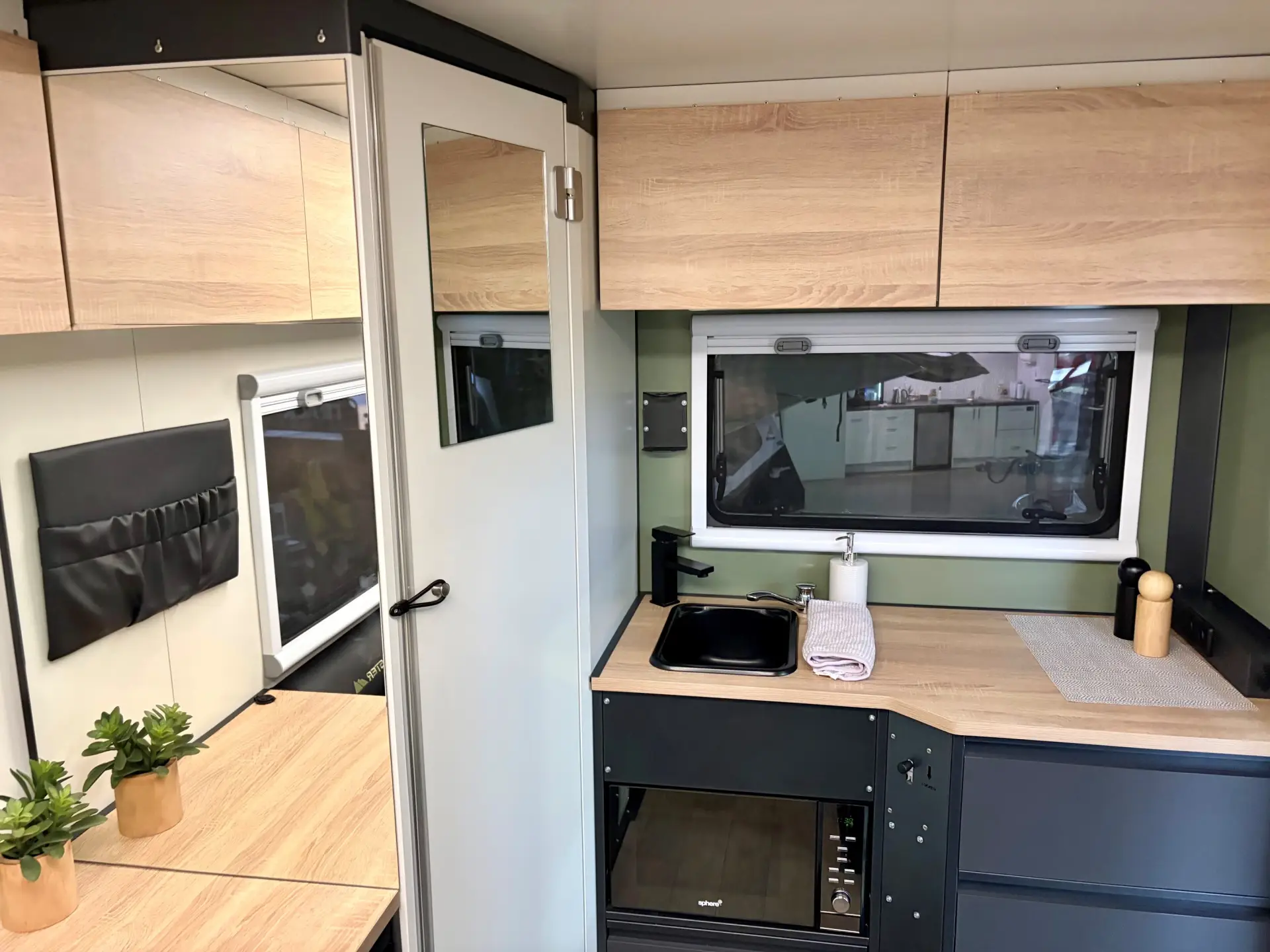 Caravan Exterior