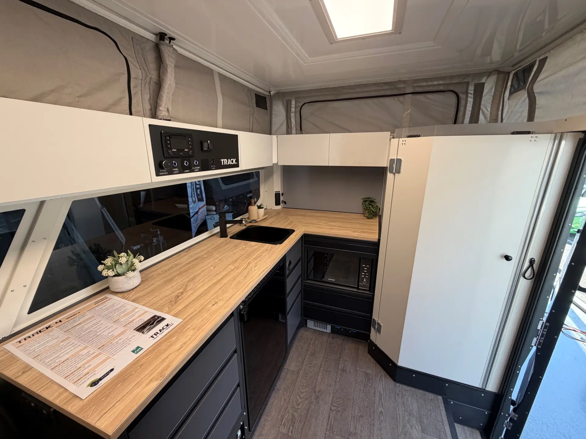 Caravan Exterior