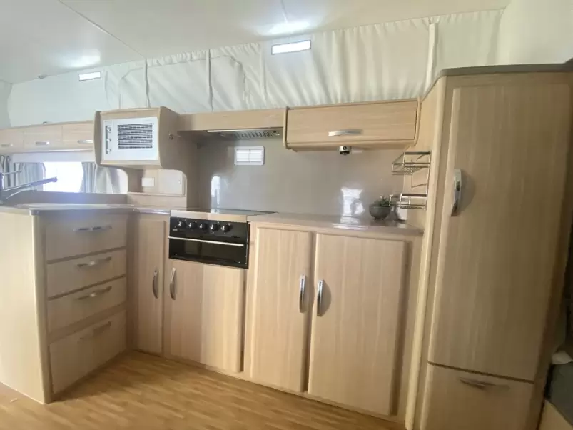 Caravan Image