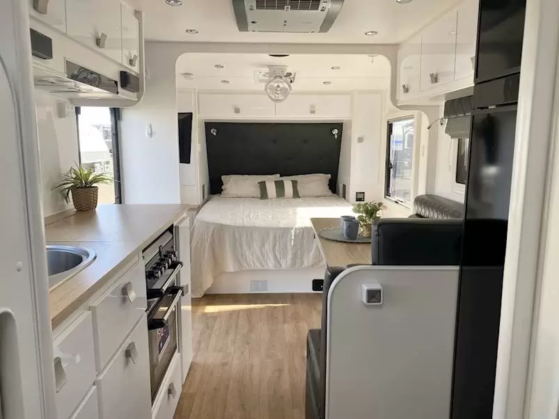 Caravan Image