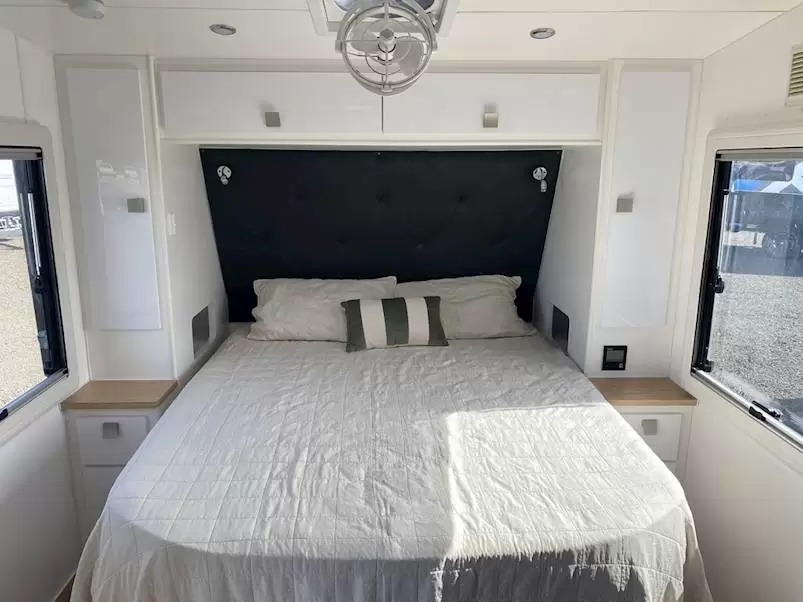 Caravan Image