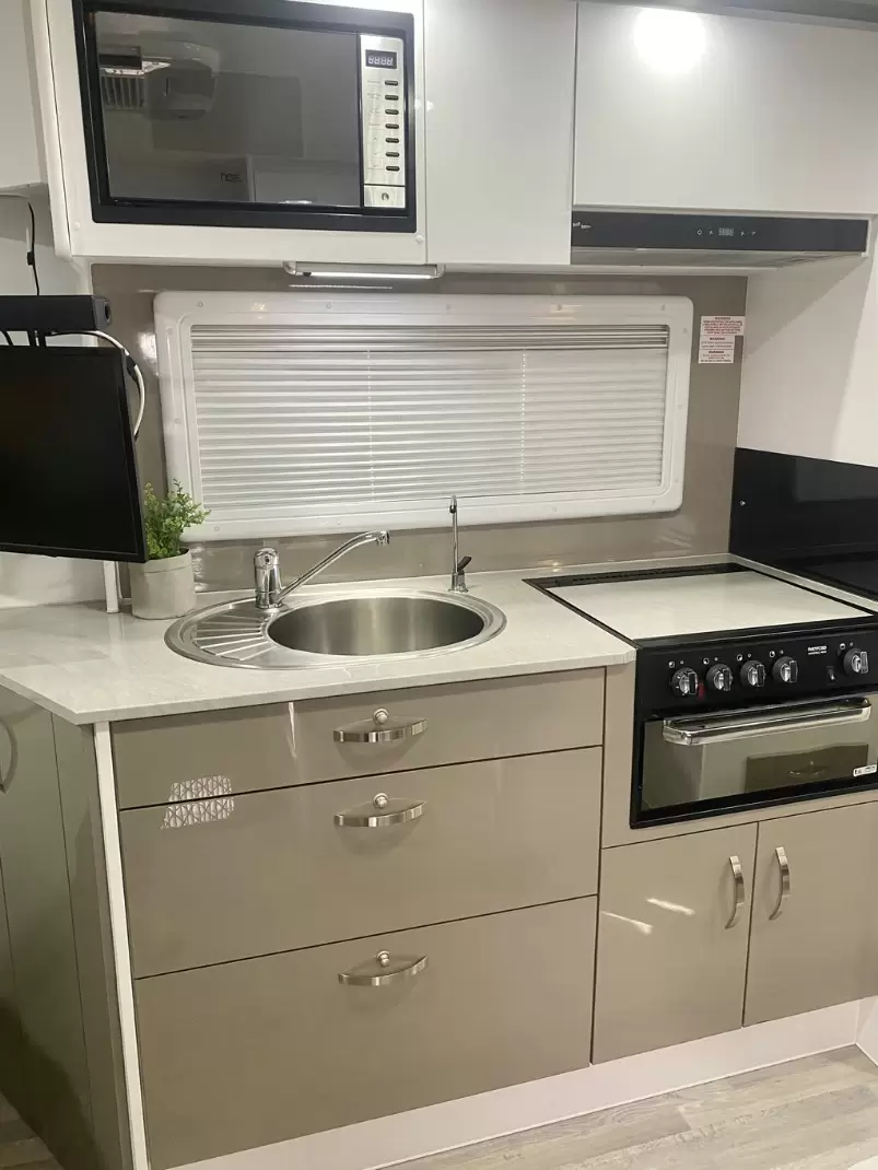 Caravan Image