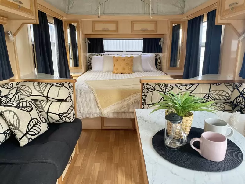 Caravan Image