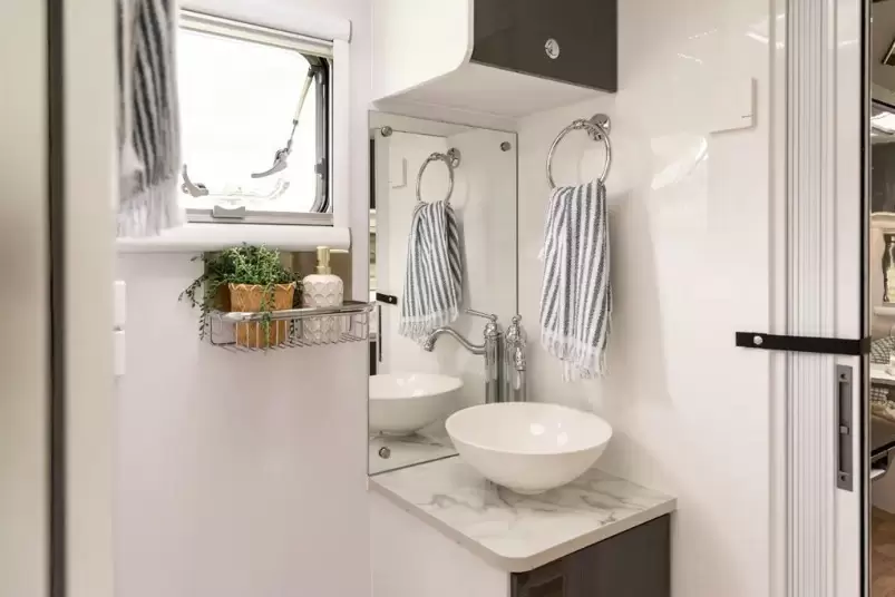 Caravan Image