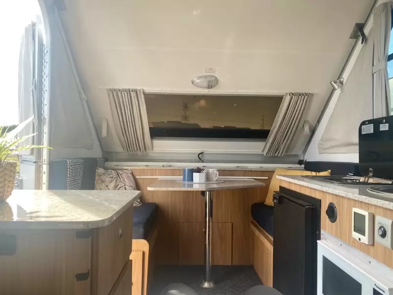 USED 2015 AVAN CRUISELINER ADVENTURE +