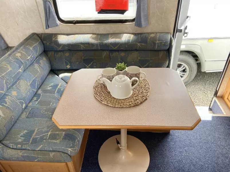 USED 2003 JAYCO FREEDOM