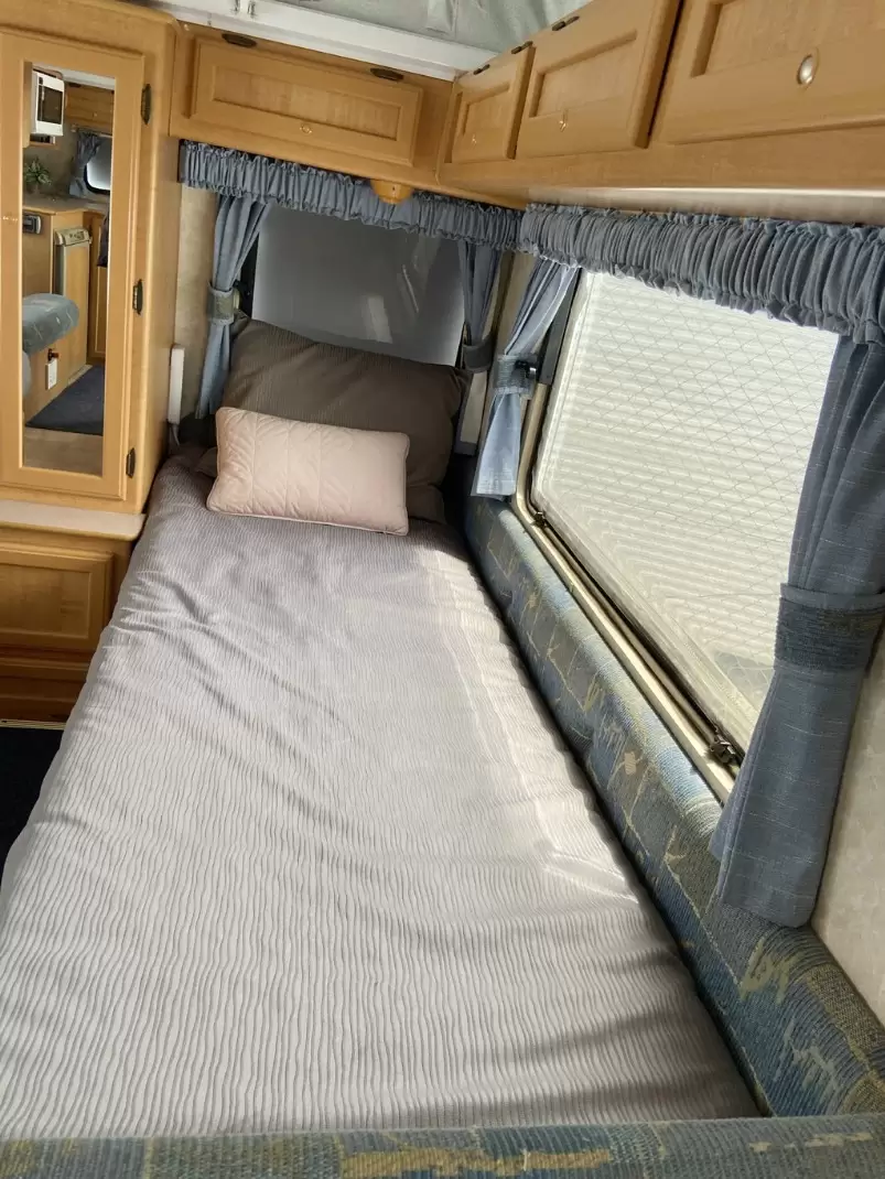 USED 2003 JAYCO FREEDOM
