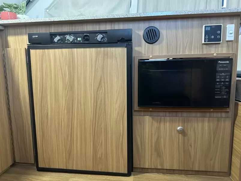 USED 2016 AVAN CRUISELINER