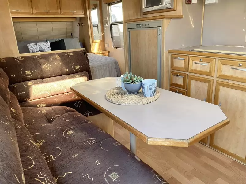 USED 2008 Creative Grant Tourer