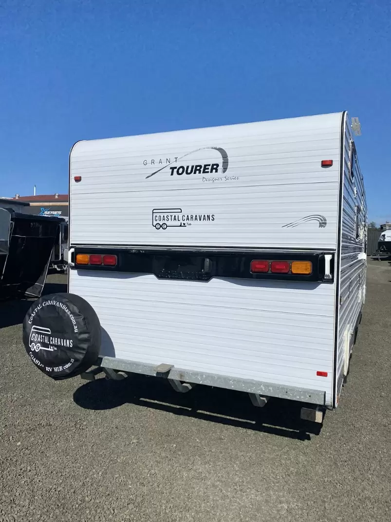 USED 2008 Creative Grant Tourer