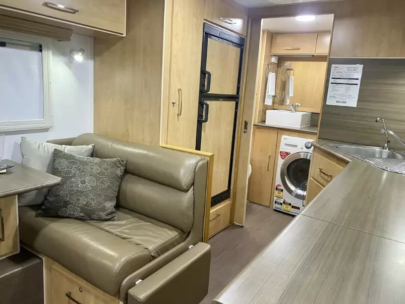 USED 2013 RETREAT 20' HAMILTON