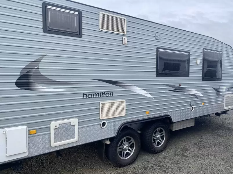 USED 2013 RETREAT 20' HAMILTON